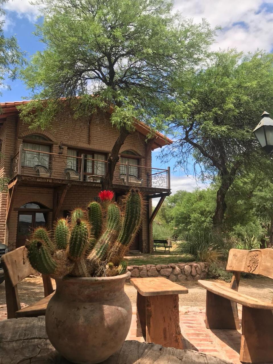 La Casa De La Bodega - Wine Boutique Hotel Cafayate Buitenkant foto